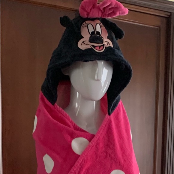 Minnie Mouse Hooded bath beach towel for baby girls pink & white polka dot - Picture 2 of 10
